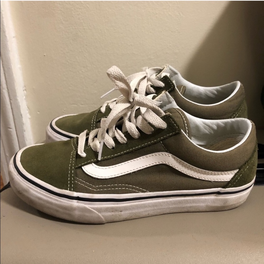 [SOLD] Moss Green Suede Vans